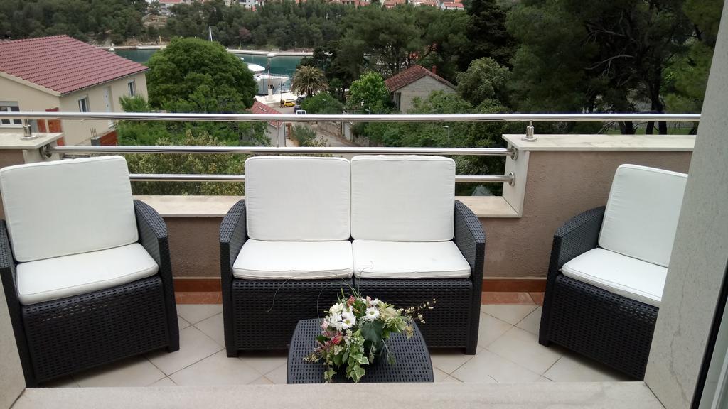 Peter&Zana Apartments Стари Град Экстерьер фото