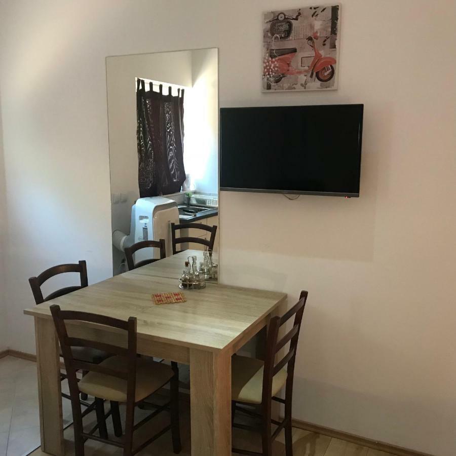 Peter&Zana Apartments Стари Град Экстерьер фото